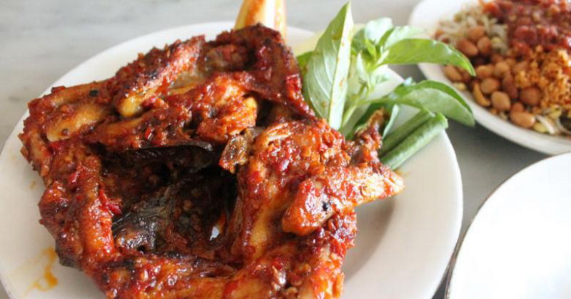Resep Ayam Plecingan Khas Nusa Tenggara Barat Super Yummy 2023!