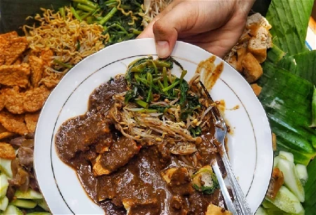 Resep Rujak Cingur Khas Jawa Timur, Makanan Tradisional Terlezat di 2023!